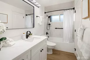 16611 NE 108th Pl, Redmond, WA 98052 - Photo 17