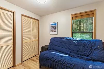 7082 Rainier Way, Glacier, WA 98244 - Photo 13