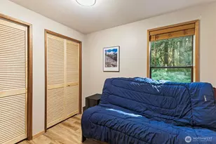 7082 Rainier Way, Glacier, WA 98244 - Photo 13