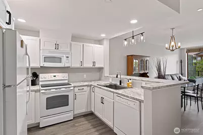2220 W Woodin #105, Chelan, WA 98816 - Photo 5