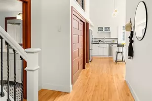 201 Galer St, Seattle, WA 98109 - Photo 5