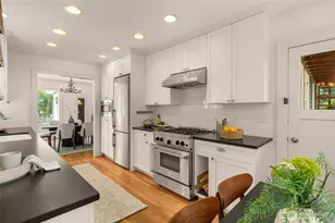 1914 3rd Ave N, Seattle, WA 98109 - Photo 11