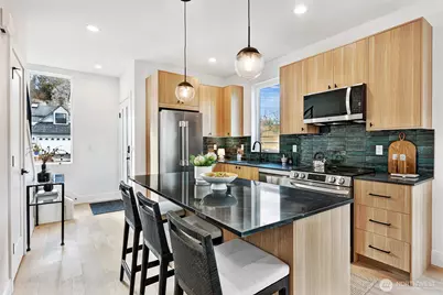 2006 C 19th Avenue S, Seattle, WA 98144 - Photo 5