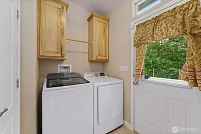 10705 50th Avenue E, Tacoma, WA 98446 - Photo 17
