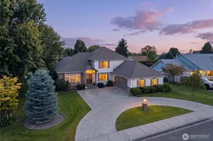 956 SE Garrison Dr, College Place, WA 99324 - Photo 1