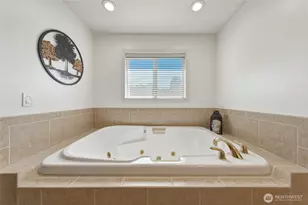 956 SE Garrison Dr, College Place, WA 99324 - Photo 13