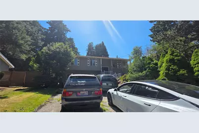 811 S 105th Street #A, Seattle, WA 98168 - Photo 1