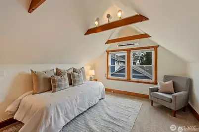 11556 17th Avenue NE, Seattle, WA 98125 - Photo 23