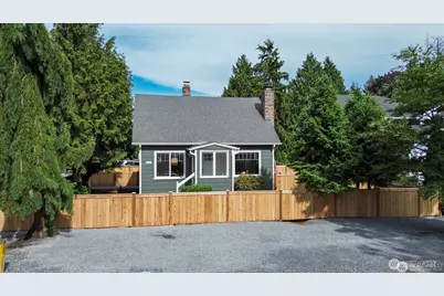 11556 17th Avenue NE, Seattle, WA 98125 - Photo 3