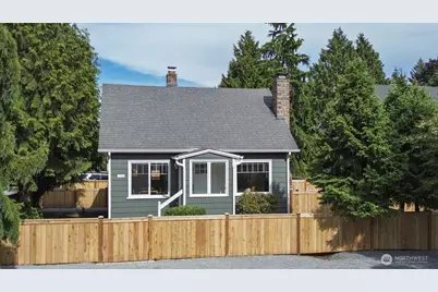 11556 17th Avenue NE, Seattle, WA 98125 - Photo 1