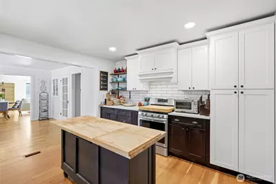 16515 39th Avenue E, Tacoma, WA 98446 - Photo 19