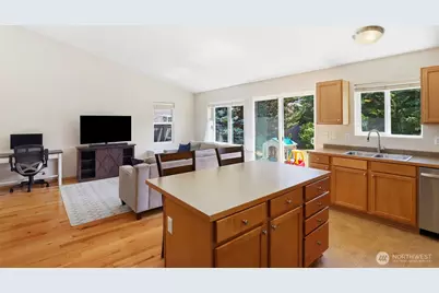 24027 SE 282nd Street, Maple Valley, WA 98038 - Photo 9