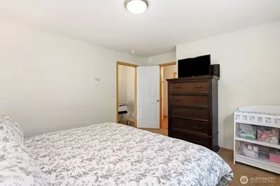 24027 SE 282nd Street, Maple Valley, WA 98038 - Photo 17