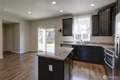 13719 67th Ave E, Puyallup, WA 98373 - Photo 3
