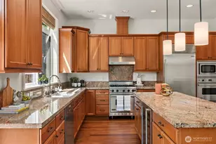 4717 NE 50th St, Seattle, WA 98105 - Photo 17