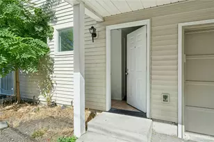 7530 43rd Ave S, Seattle, WA 98118 - Photo 5
