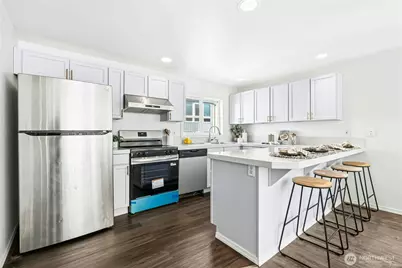 7530 43rd Avenue S #B, Seattle, WA 98118 - Photo 17