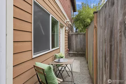 4736 Delridge Way SW #B, Seattle, WA 98106 - Photo 17