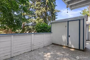 12729 NE 144th St, Kirkland, WA 98034 - Photo 23