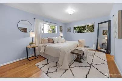 2360 NE 90th Street, Seattle, WA 98115 - Photo 19