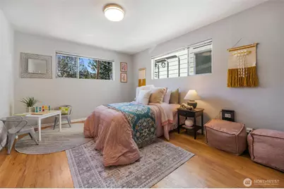 2360 NE 90th Street, Seattle, WA 98115 - Photo 23