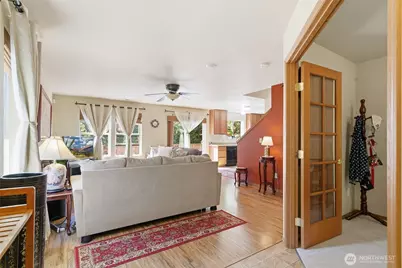 943 Candlestick Lane SW, Olympia, WA 98512 - Photo 5