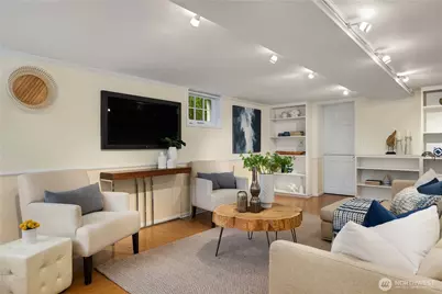 525 W Prospect Street #A, Seattle, WA 98119 - Photo 21