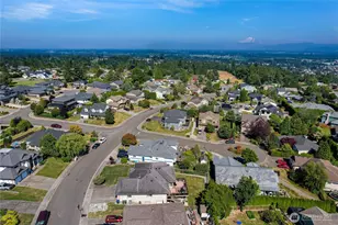 2561 Lakeridge Dr, Ferndale, WA 98248 - Photo 3