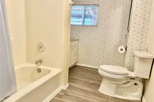 1511 E 30th St, Seaview, WA 98644 - Photo 11