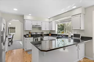 18223 Yew Way, Snohomish, WA 98296 - Photo 11