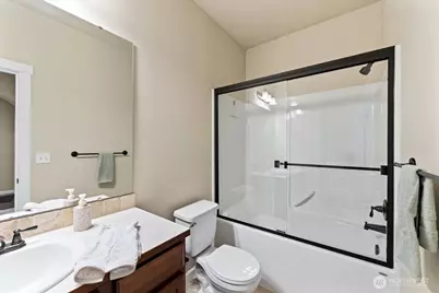 17820 35th Avenue E, Tacoma, WA 98446 - Photo 27
