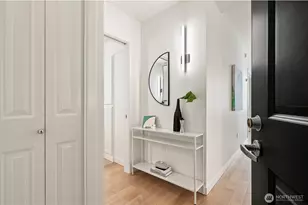 2607 Western Ave, Seattle, WA 98121 - Photo 3