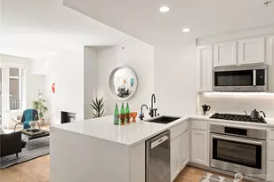 2607 Western Ave, Seattle, WA 98121 - Photo 7