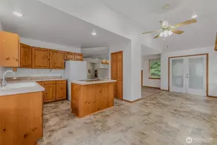 390 E Lakeshore Dr, Shelton, WA 98584 - Photo 13
