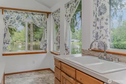 390 E Lakeshore Drive, Shelton, WA 98584 - Photo 21