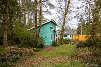744 SE Evergreen Avenue, Ocean Shores, WA 98502 - Photo 17