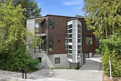 427 102nd Avenue SE, Bellevue, WA 98004 - Photo 1