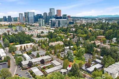 427 102nd Avenue SE, Bellevue, WA 98004 - Photo 37