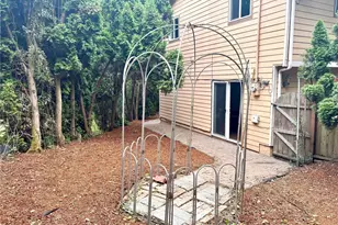 4016 Burton Pl W, Seattle, WA 98199 - Photo 25