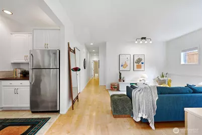 2110 California Avenue SW #C, Seattle, WA 98116 - Photo 13