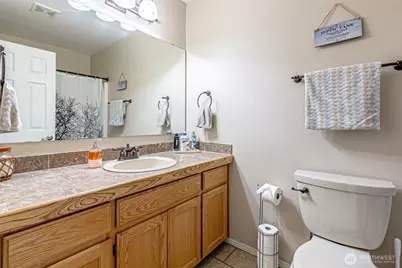 11218 215th Avenue E, Bonney Lake, WA 98391 - Photo 27
