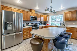 11218 215th Ave E, Bonney Lake, WA 98391 - Photo 11