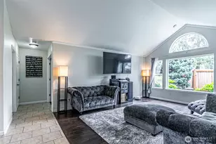 11218 215th Ave E, Bonney Lake, WA 98391 - Photo 5