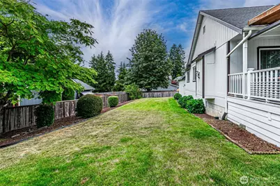 11218 215th Avenue E, Bonney Lake, WA 98391 - Photo 33