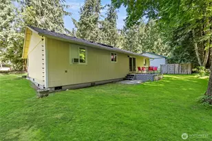21827 Crest Ln SE, Yelm, WA 98597 - Photo 23