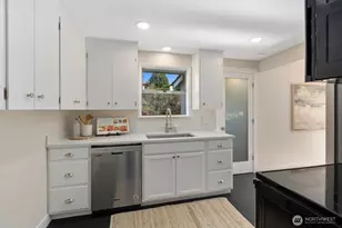 3318 20th Ave S, Seattle, WA 98144 - Photo 11