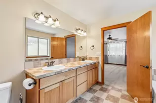 18915 42nd Dr NE, Arlington, WA 98223 - Photo 15