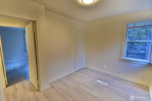 5522 NE 193rd St, Lake Forest Park, WA 98155 - Photo 7
