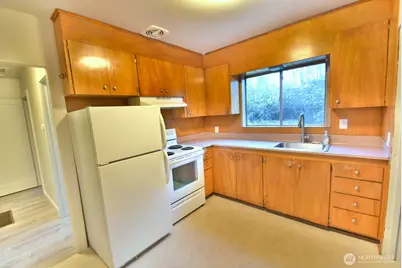 5522 NE 193rd Street, Lake Forest Park, WA 98155 - Photo 9