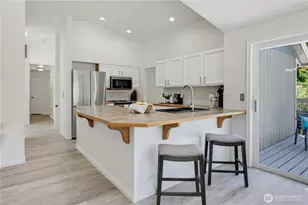 19203 108th St E, Bonney Lake, WA 98391 - Photo 5